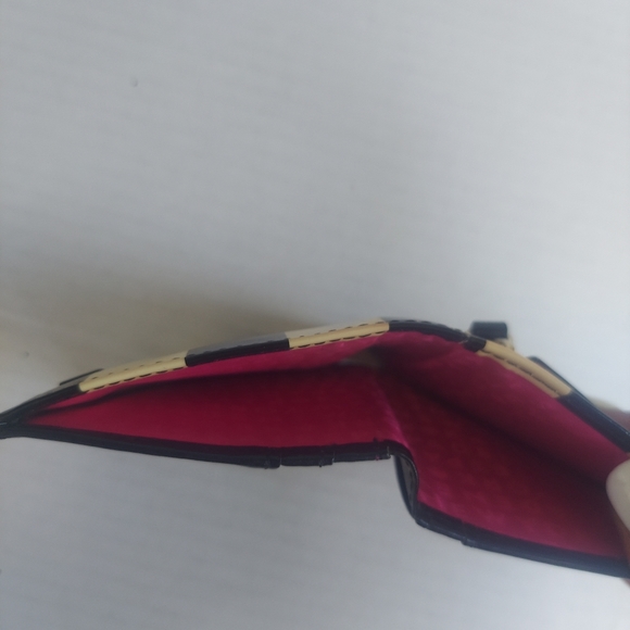 Kate Spade black and cream striped  bifold wallet bright pink - Picture 6 of 8